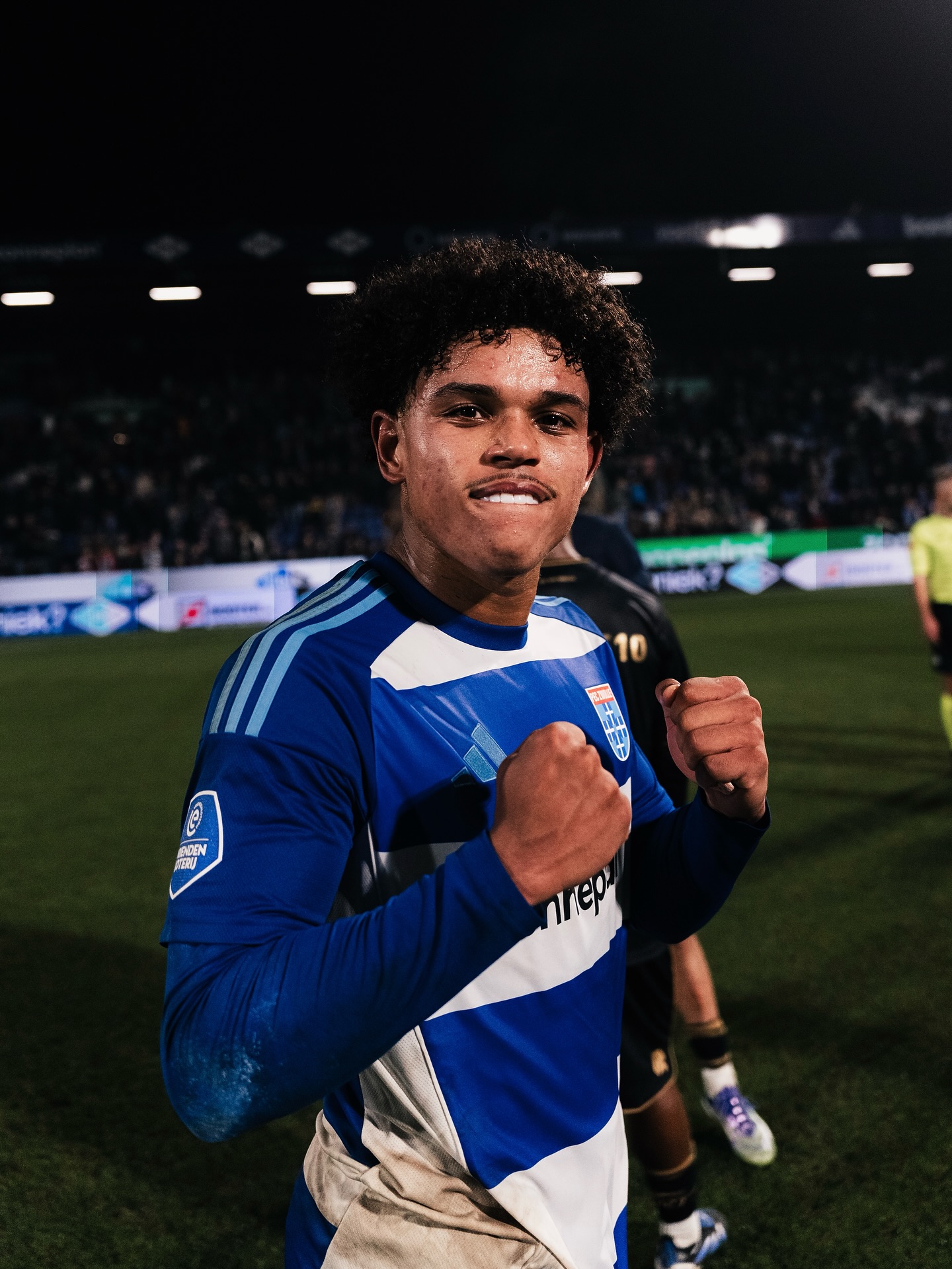 Shola Shoretire